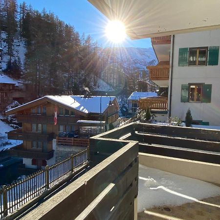 Апартаменты L'Attila - Big And Cozy Flat In The Center 7 Beds Церматт Экстерьер фото